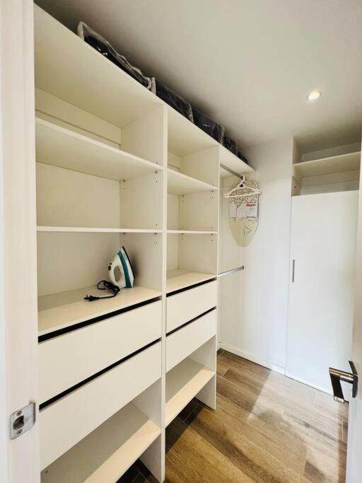 Apartamento 2 Habitaciones, Edificio Airali, Zona 10, Miradolo Guatemala-Stad Buitenkant foto